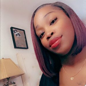 Meet your Posher, Shanitra